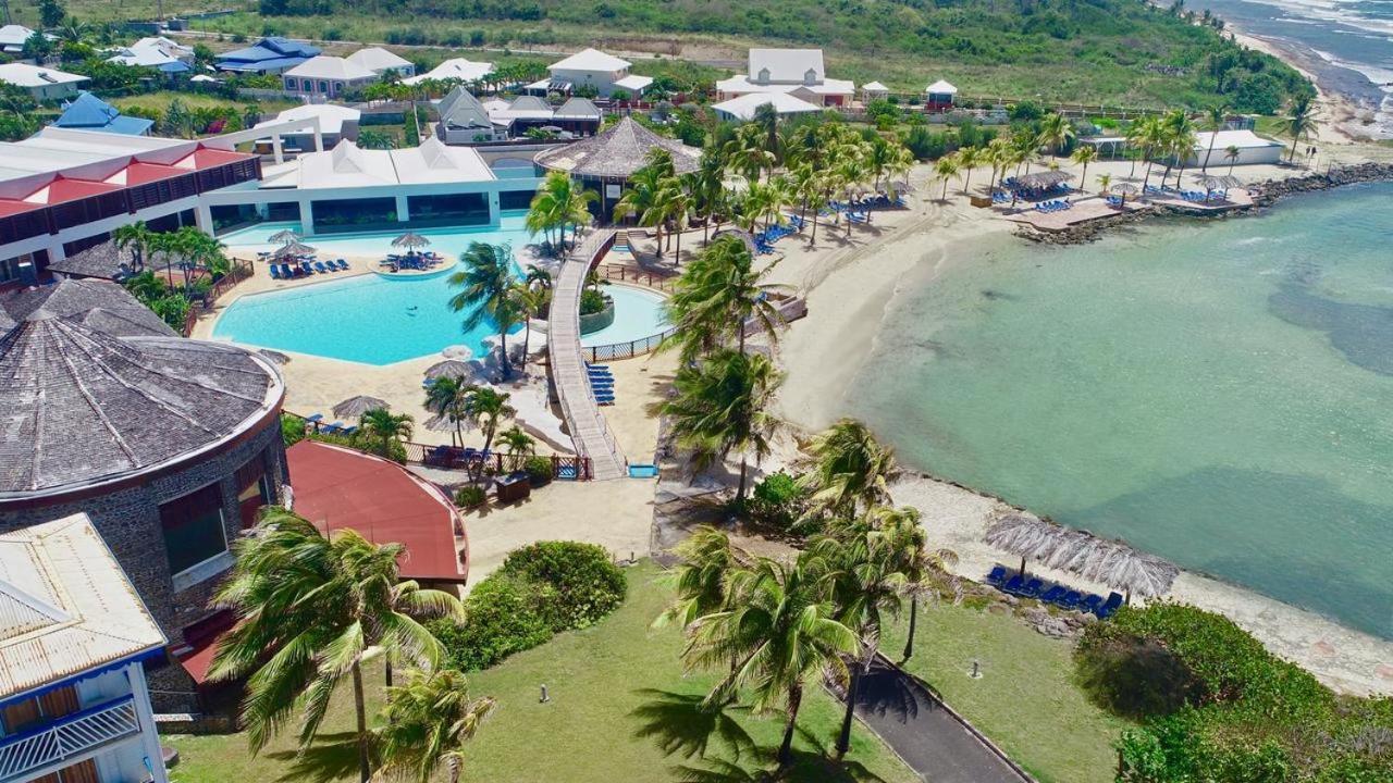 Romantique Et Bel Appartement En Bord De La Mer, Piscine Surveillee Et Belle Plage A 50M Saint-Francois  Exterior photo